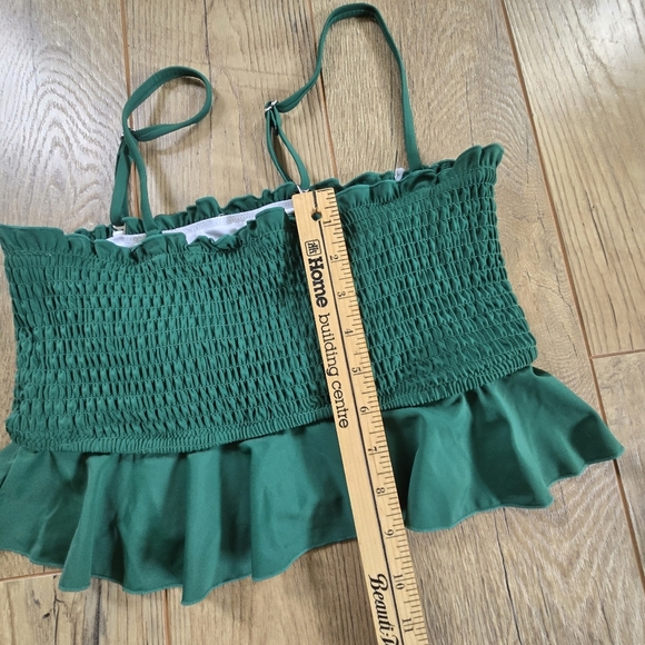 Green Ruffled Bikini Set with Leaf Print, No Tag, See Measurements - Picture 6 of 7